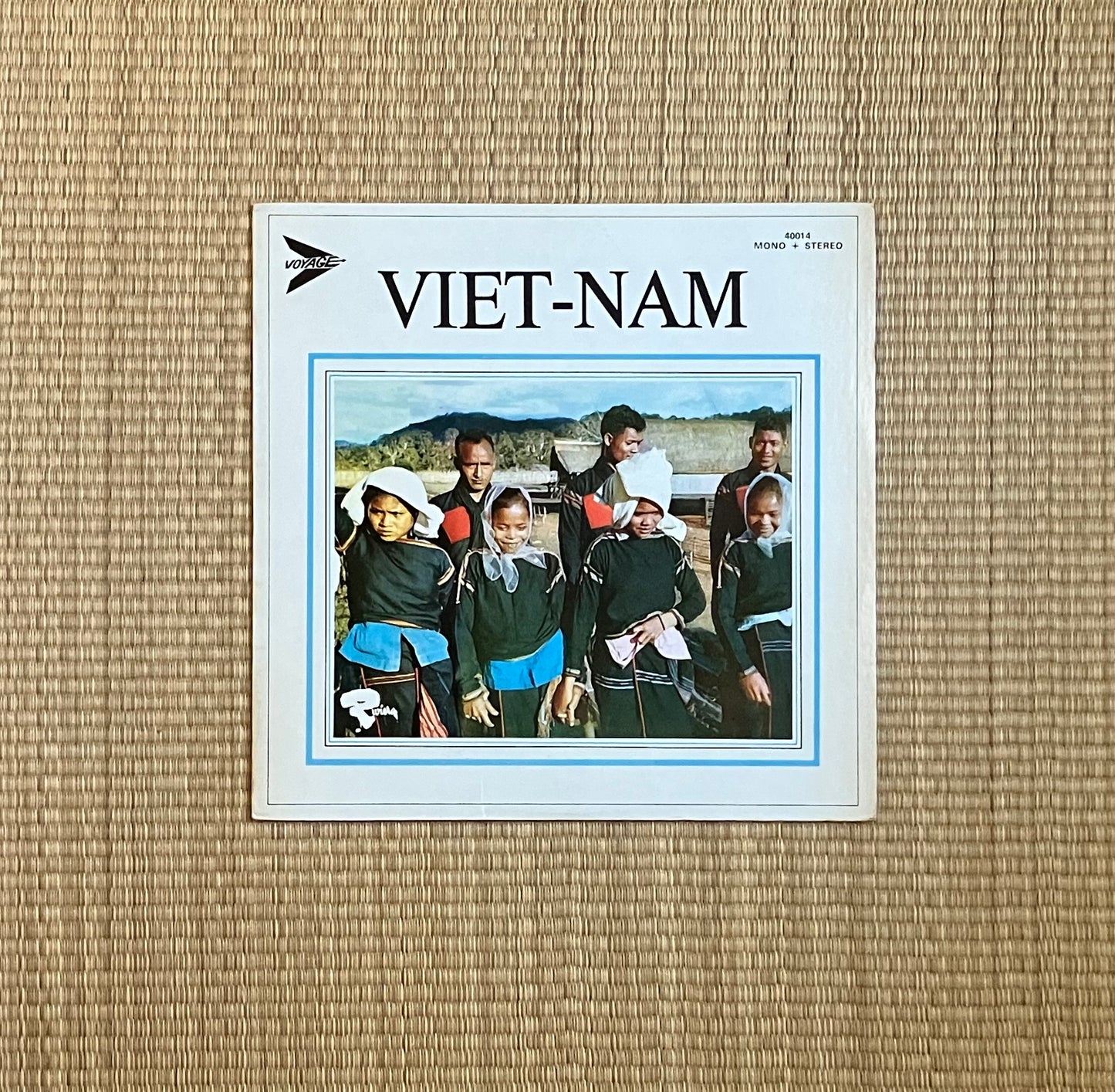 v/a - chants et danses des montagnards du viet-nam