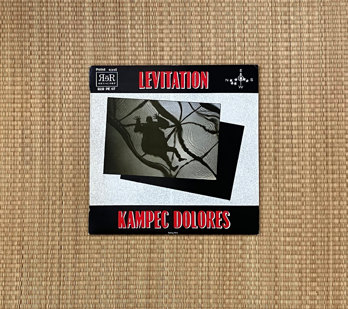 kampec dolores - levitation