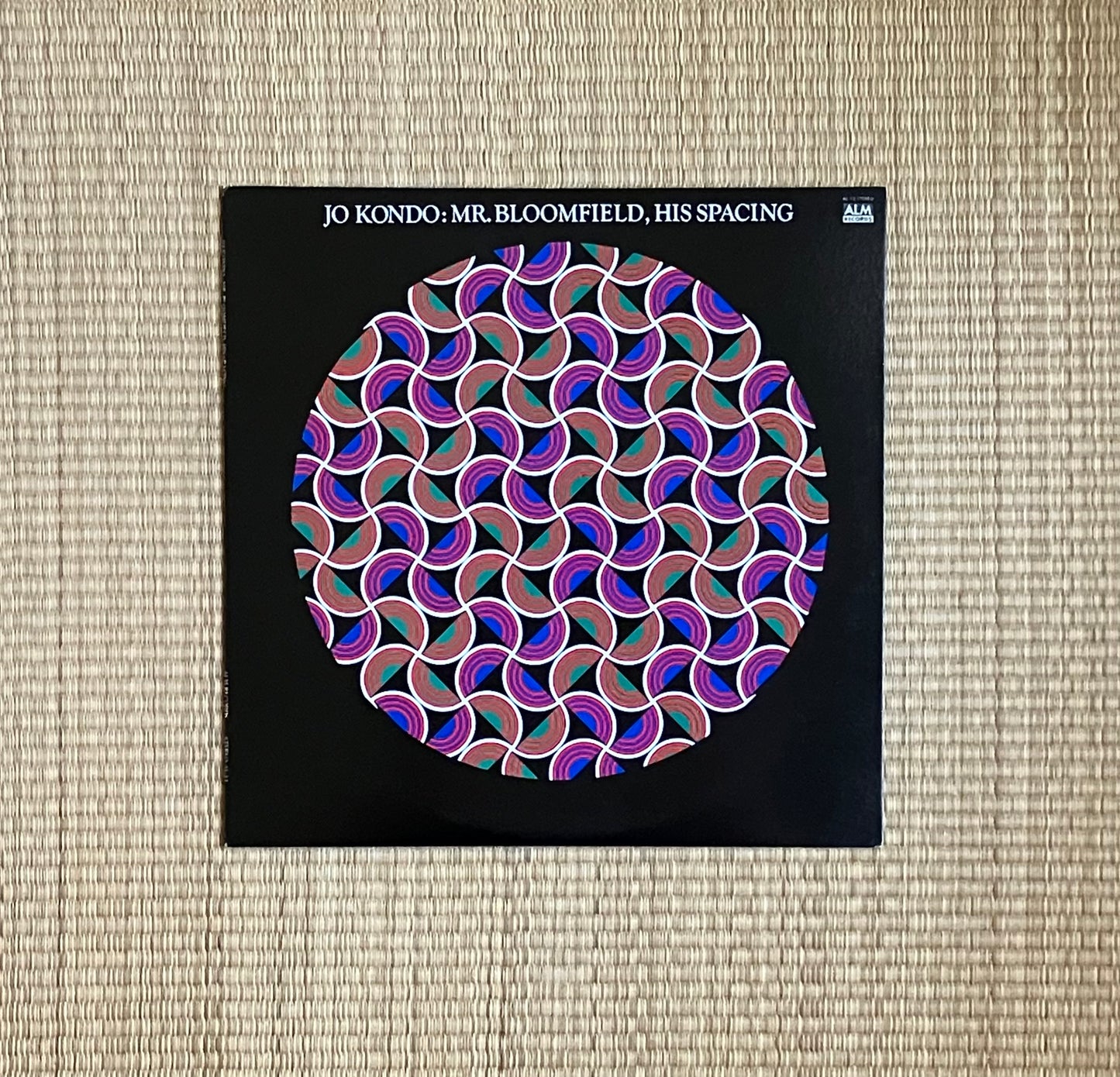 jo kondo = 近藤譲 - mr. bloomfield, his spacing = ブルームフィールド氏の間化